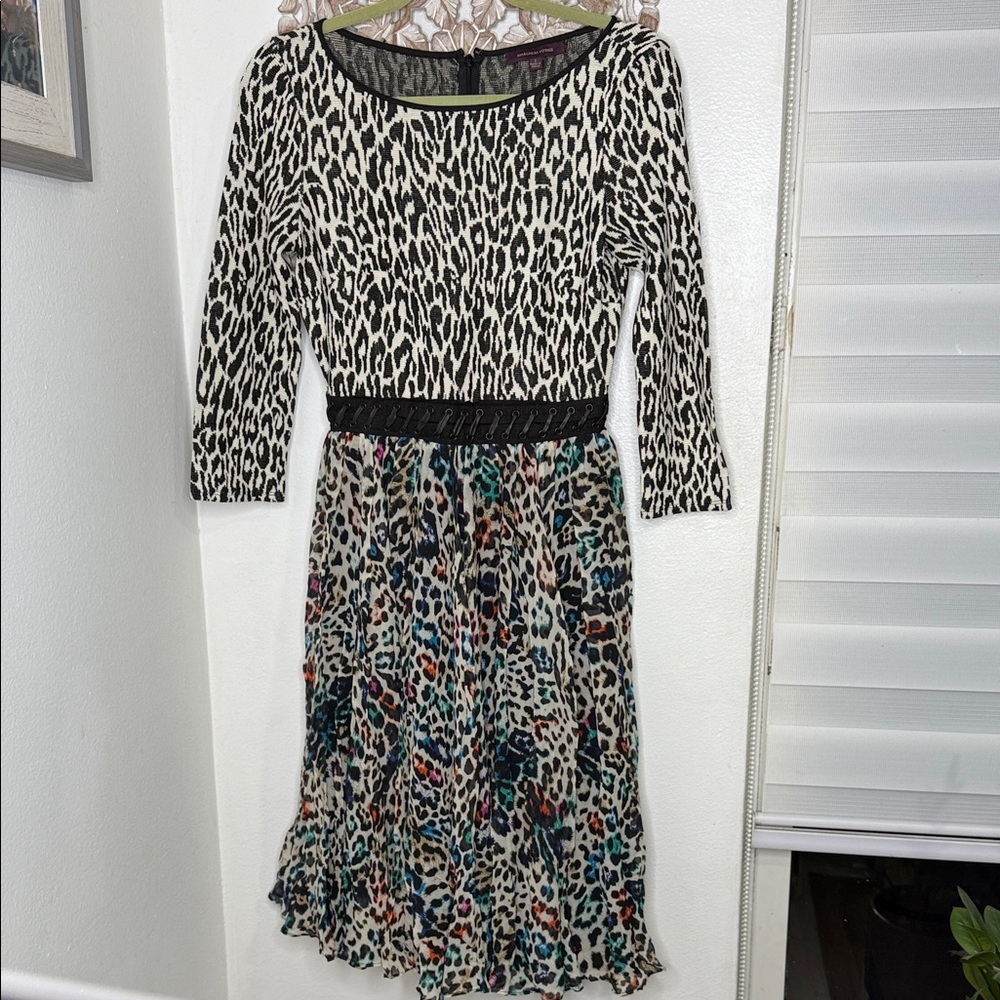 Chic long sleeve dress with striking patterns Size 2